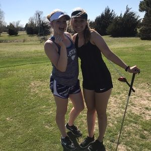 Meet your Posher, Kinzie